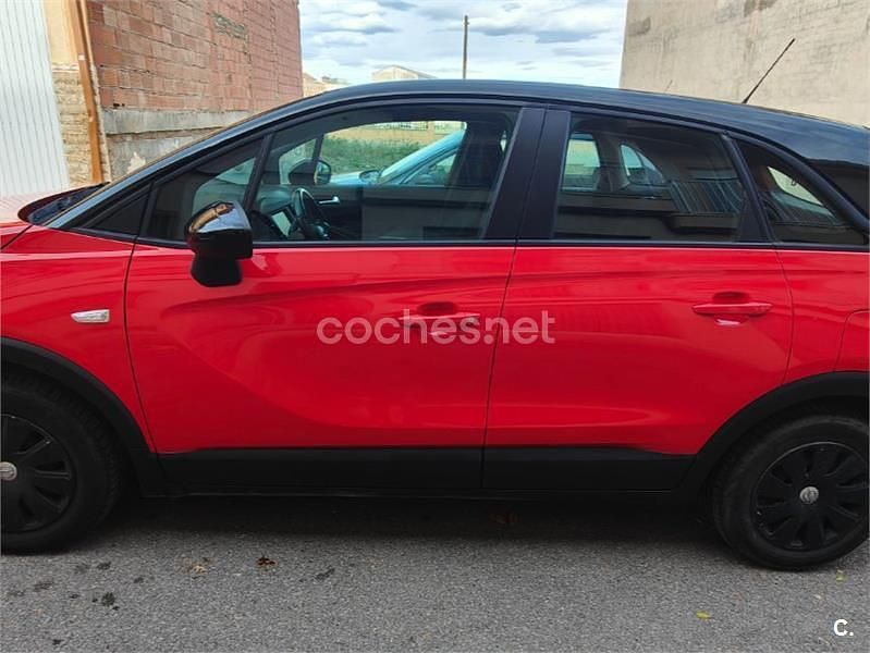 Usado Opel Crossland X Selective 81 CV (59 kW) 2019 Rojo SUV