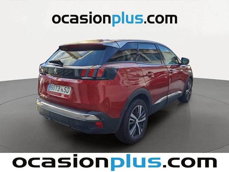 Usado Peugeot 3008 Allure 130 CV (95 kW) 2018 Rojo Recogida