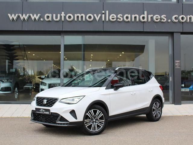 Usado Seat Arona FR 115 CV (84 kW) 2024 Blanco SUV