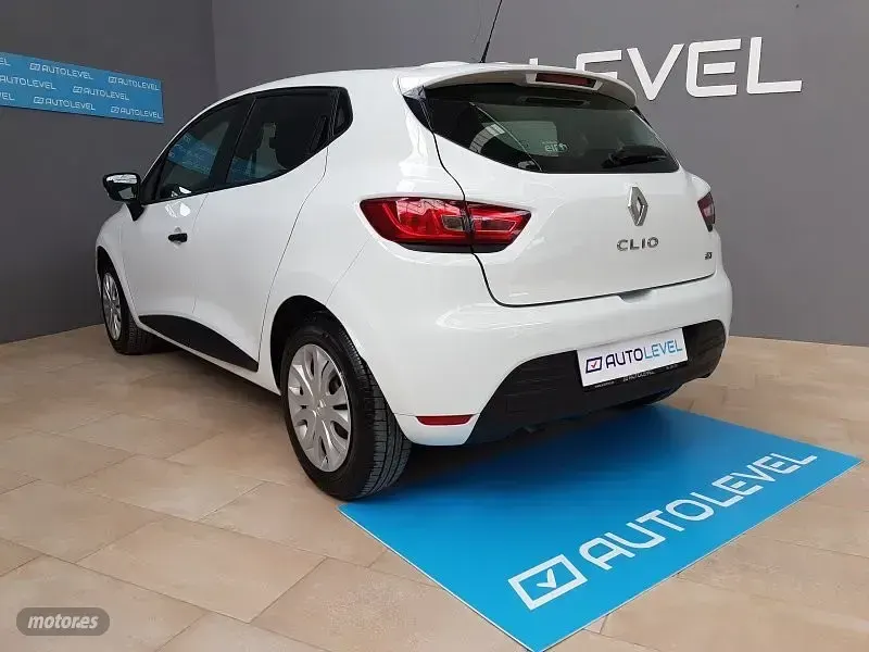 Usado Renault Clio Business 75 CV (55 kW) 2019 Blanco