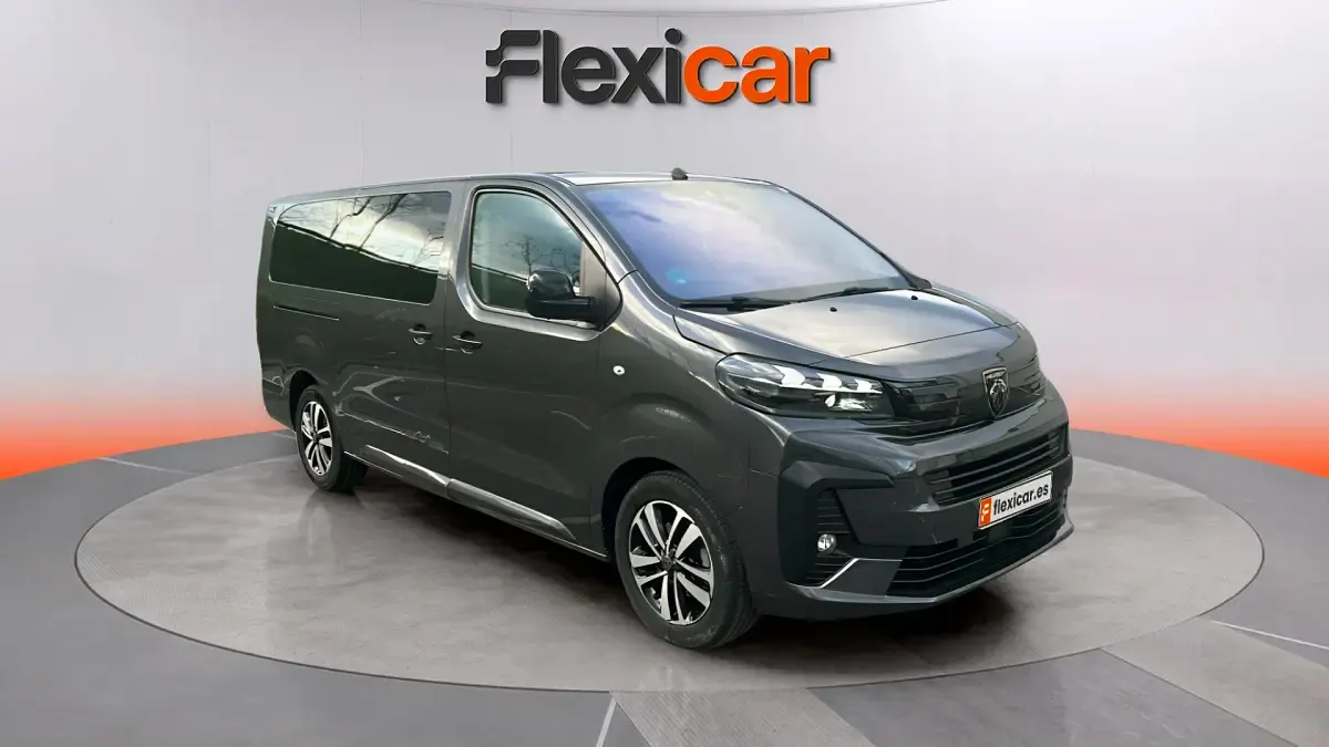 Begagnad Peugeot Traveller Business-Line 180 HK (132 kW) 2024 Minibuss