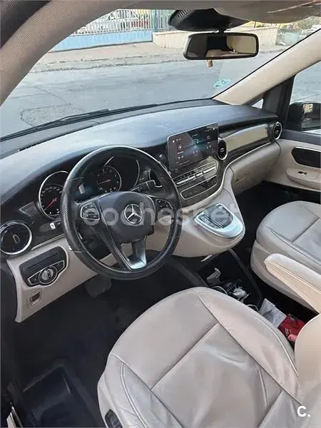 Brugt Mercedes V220 Avantgarde 163 HK (119 kW) 2023 Sort MPV