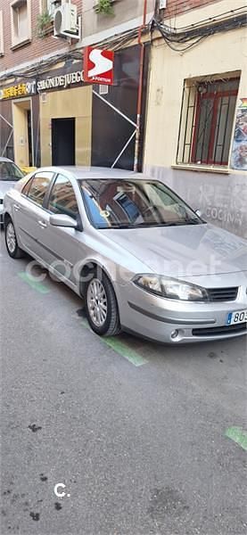 Gris / plata Usado 2007 Renault Laguna III Dynamique Berlina | 2300 € (Precio justo) - Imagen 1/4