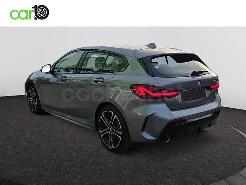 Usado BMW 118 136 CV (100 kW) 2023 Gris / plata Utilitario