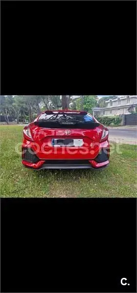 Usado Honda Civic Comfort 120 CV (88 kW) 2018 Rojo Berlina