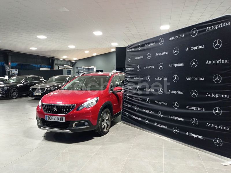 Granate Usado 2019 Peugeot 2008 Allure SUV | 12.500 € (Buen precio) - Imagen 1/4