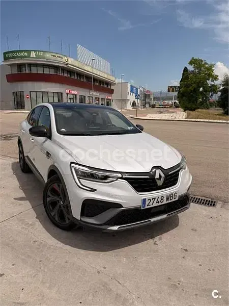 Usado Renault Arkana RS Line 145 CV (106 kW) 2022 Blanco SUV