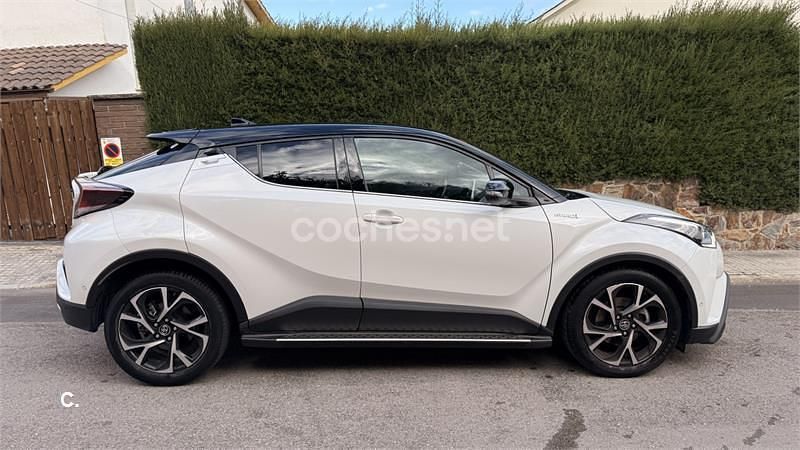 Usado Toyota C-HR Advance 122 CV (89 kW) 2019 Blanco SUV