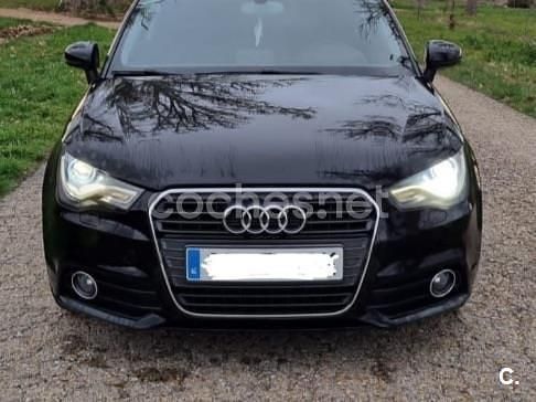 Usado Audi A1 Attraction 86 CV (63 kW) 2011 Negro Utilitario