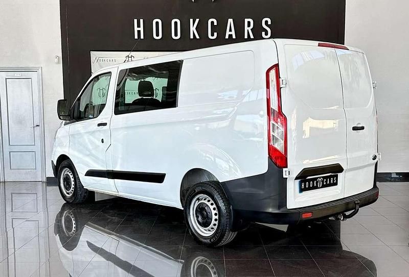 Usado Ford Transit Custom Ambiente 105 CV (77 kW) 2019 Blanco Monovolumen