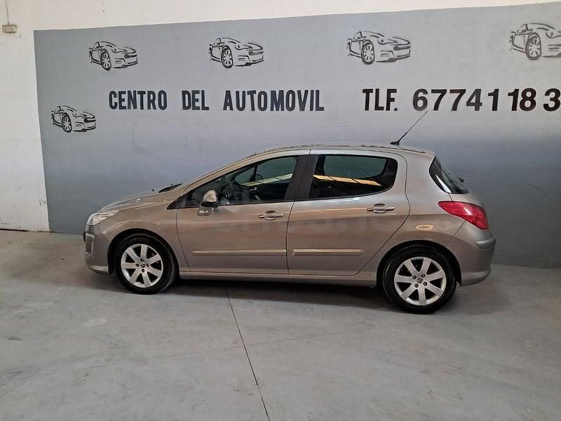 Usado Peugeot 308 Sport 90 CV (66 kW) 2009 Beige Berlina