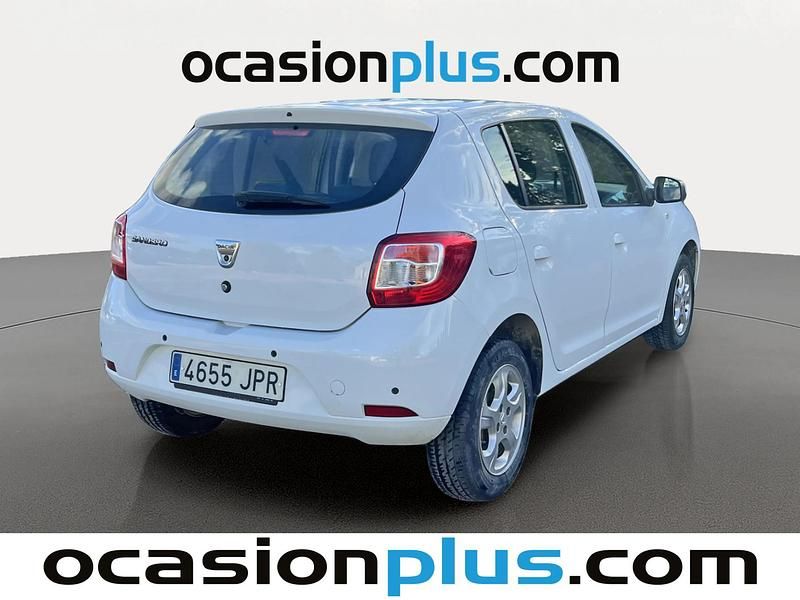 Usado Dacia Sandero Lauréate 90 CV (66 kW) 2016 Blanco Utilitario