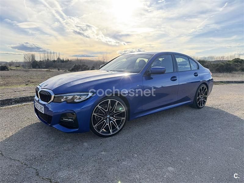 Usado BMW 320e Shadowline 190 CV (139 kW) 2021 Azul Berlina