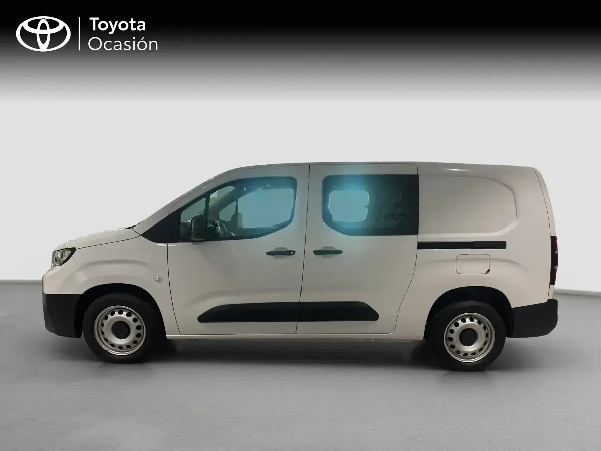 Usado Toyota Proace City City 102 CV (75 kW) 2025 Blanco Monovolumen