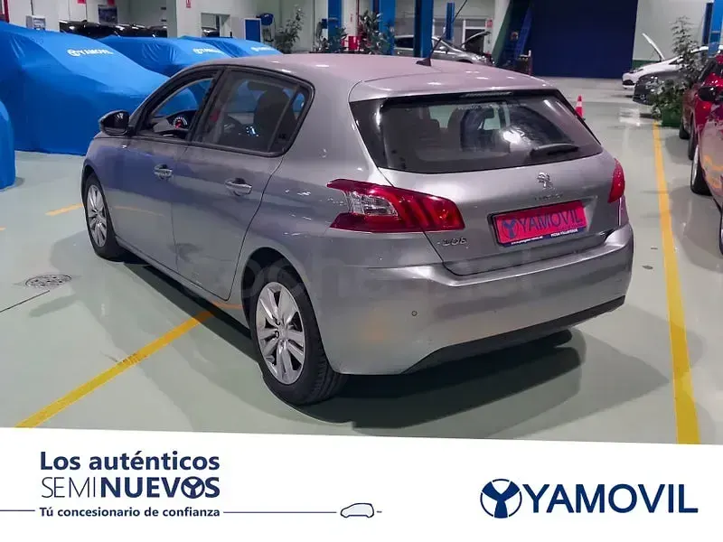 Usado Peugeot 308 Active 92 CV (67 kW) 2015 Gris Utilitario