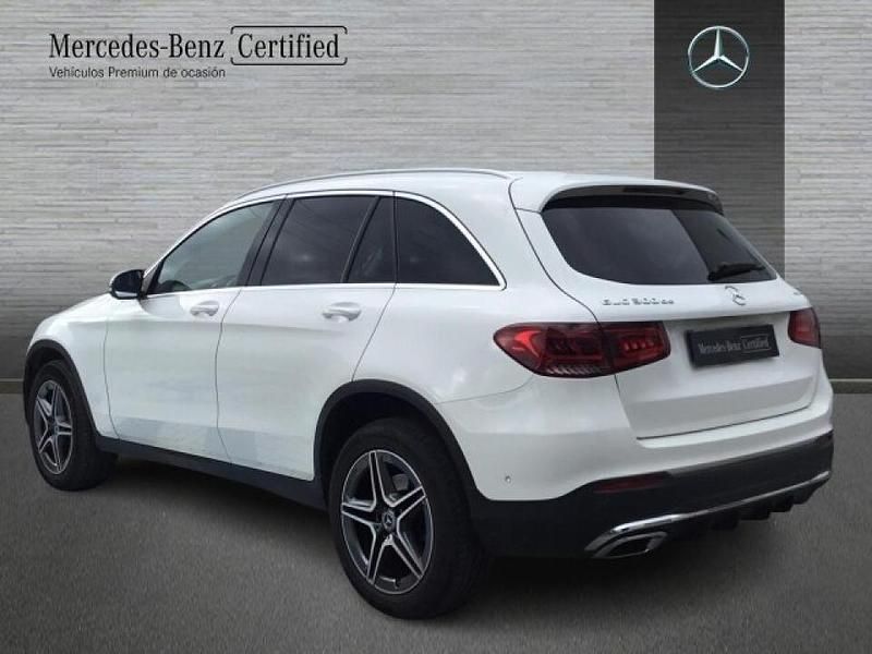 Usado Mercedes GLC300e AMG line 306 CV (225 kW) 2021 Blanco