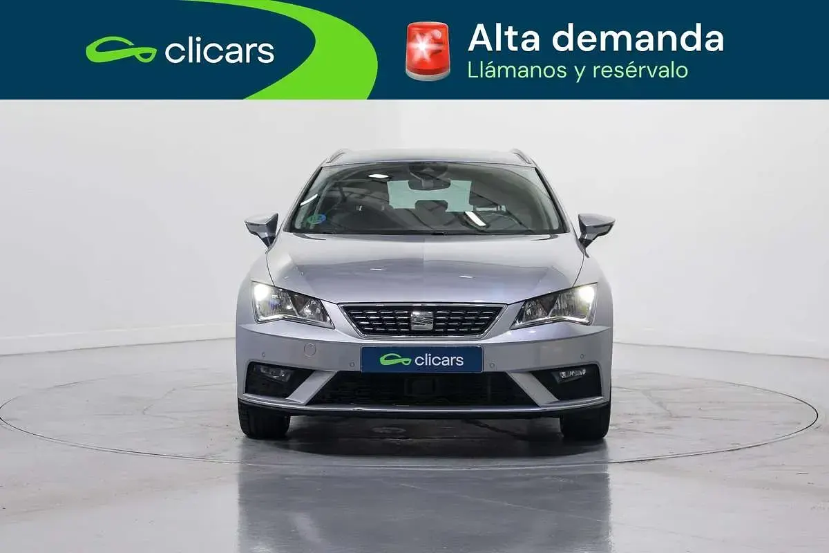 Käytetty Seat Leon ST XCELLENCE 131 HP (96 kW) 2020 Hopea Farmari