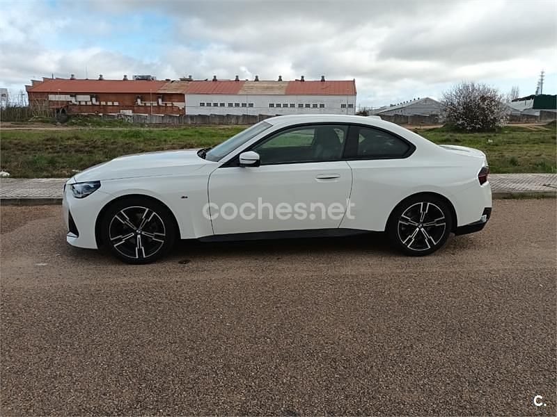 Usado BMW 220 M Sport 184 CV (135 kW) 2023 Blanco Coupe