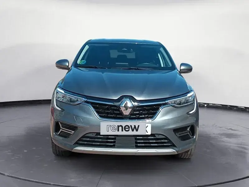 Usado Renault Arkana Techno 145 CV (106 kW) 2023 Gris SUV