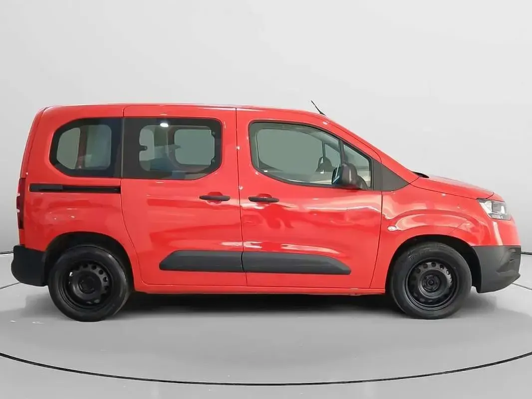 Usado Toyota Proace Verso City 131 CV (96 kW) 2023 Blanco Familiar