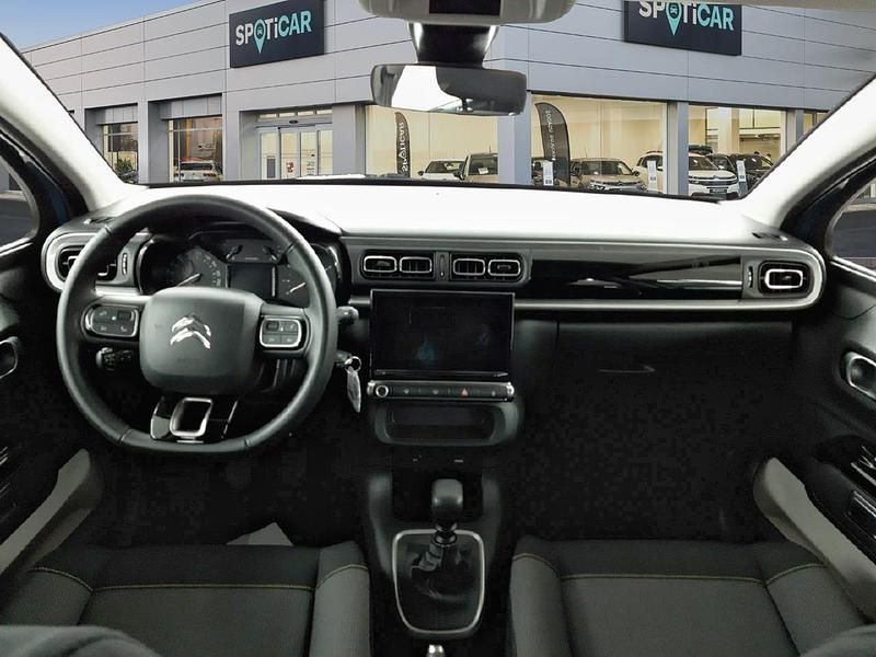 Usado Citroën C3 Feel 102 CV (75 kW) 2021 Verde Utilitario