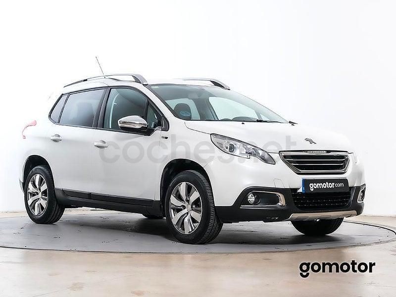 Usado Peugeot 2008 Style 100 CV (73 kW) 2016 Blanco SUV