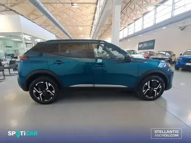 Usado Peugeot 2008 Allure 145 CV (106 kW) 2025 Azul SUV
