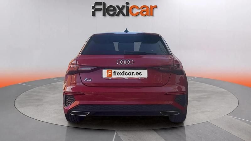 Käytetty Audi A3 S-Line 150 HP (110 kW) 2020 Punainen Sedan