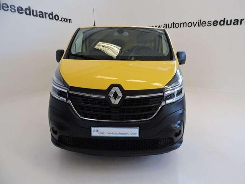 Usado Renault Trafic 95 CV (69 kW) 2020 Amarillo Monovolumen