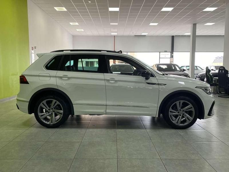 Usado VW Tiguan R-line 150 CV (110 kW) 2024 Blanco SUV