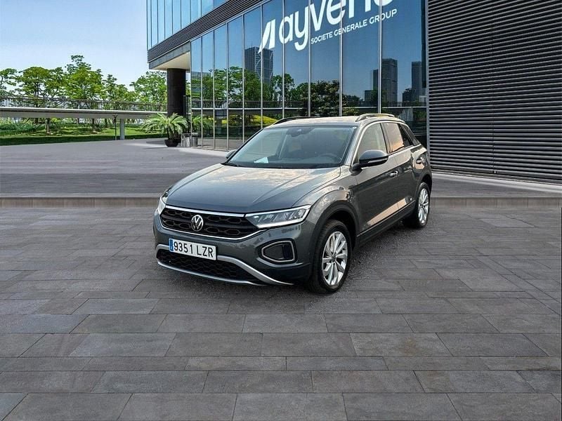 Gris Usado 2022 VW T-Roc Life SUV | 26.000 € (Precio justo) - Imagen 1/4