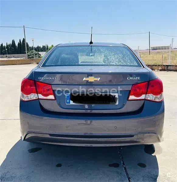 Usado Chevrolet Cruze LTZ 163 CV (119 kW) 2013 Gris / plata Berlina