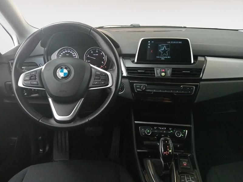 Usado BMW 218 150 CV (110 kW) 2017 Blanco Familiar