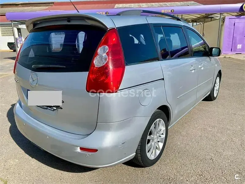 Usado Mazda 5 Active 110 CV (80 kW) 2007 Gris / plata Monovolumen