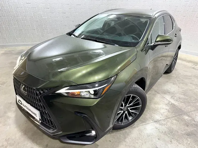 Usado Lexus NX450h+ 306 CV (225 kW) 2025 Verde SUV