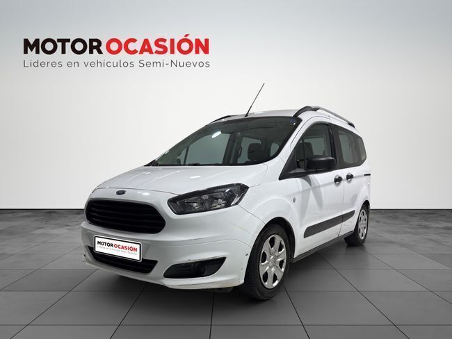 Usado Ford Tourneo Courier Trend 100 CV (73 kW) 2015 Blanco Monovolumen