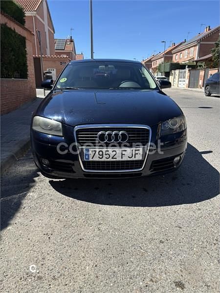 Usado Audi A3 Ambiente 140 CV (102 kW) 2006 Azul Utilitario