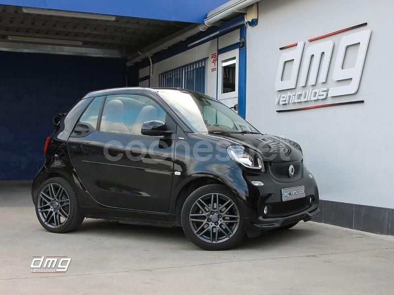 Negro Usado 2018 Smart ForTwo Cabrio Descapotable | 21.900 € - Imagen 1/4