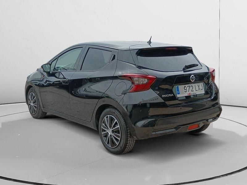 Usado Nissan Micra Acenta 92 CV (67 kW) 2022 Negro Utilitario