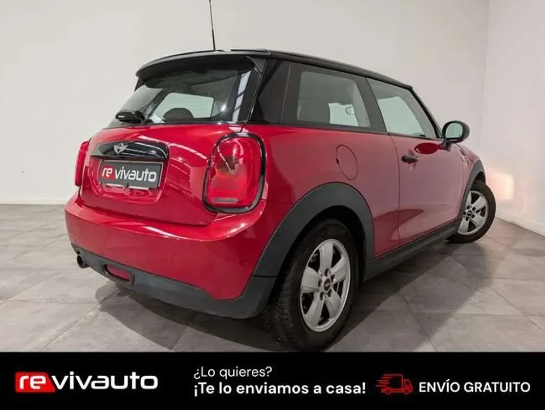 Usado Mini ONE 102 CV (75 kW) 2016 Rojo Utilitario