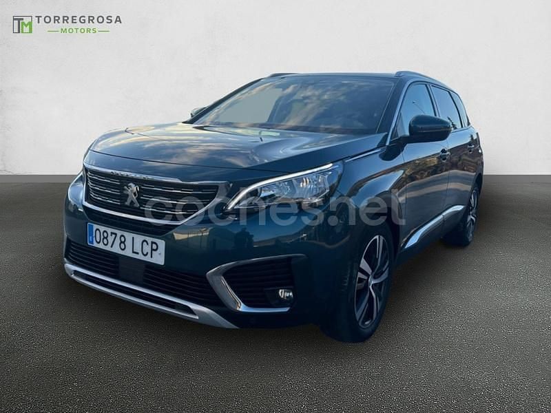 Verde Usado 2019 Peugeot 5008 Allure SUV | 21.500 € (Un poco caro) - Imagen 1/4