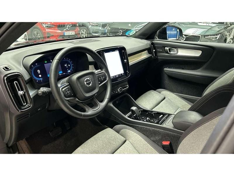 Usado Volvo XC40 Plus 163 CV (119 kW) 2024 Negro SUV