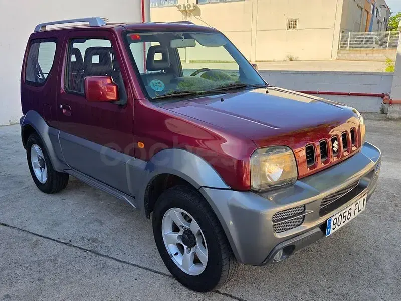 Usado Suzuki Jimny 85 CV (62 kW) 2008 Granate SUV