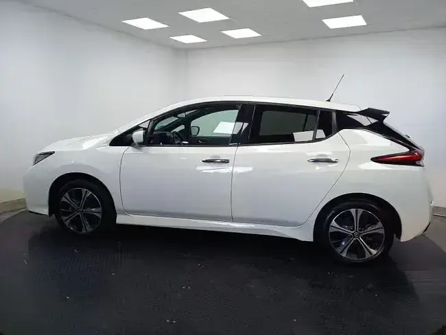 Usado Nissan Leaf N-Connecta 160 kW (218 CV) 2020 Eléctrico Utilitario