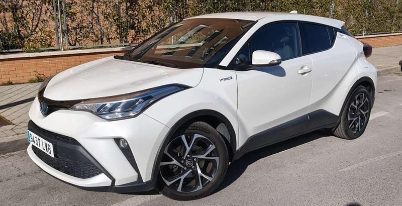 Usado Toyota C-HR Advance 184 CV (135 kW) 2022 Blanco SUV