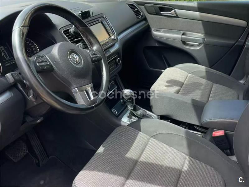 Usado VW Sharan Advance 170 CV (125 kW) 2010 Gris / plata Monovolumen
