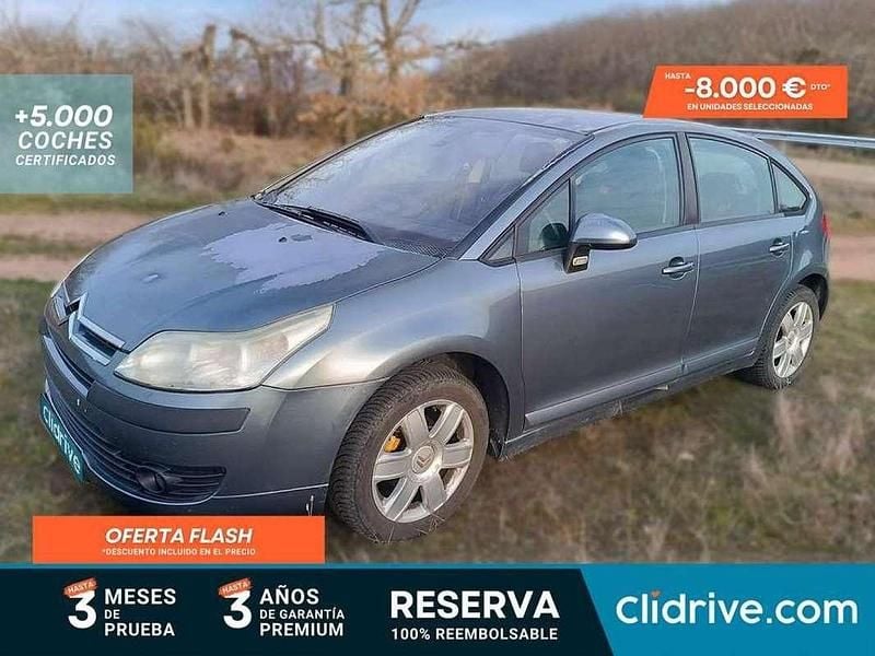 Begagnad Citroën C4 90 HK (66 kW) 2006 Grå Sedan