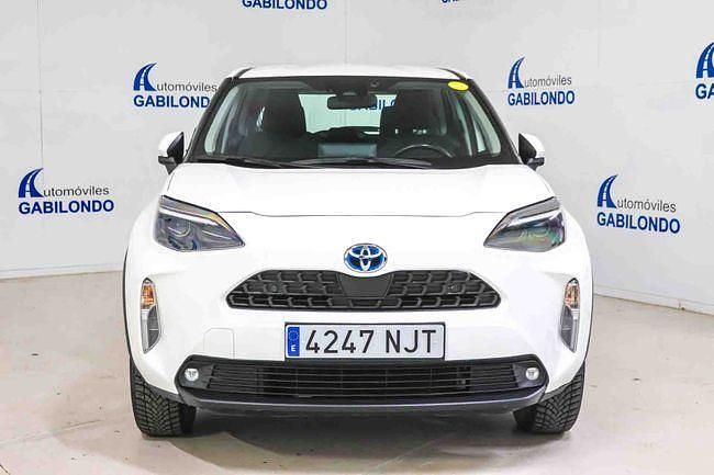 Usado Toyota Yaris Cross Business Edition 116 CV (85 kW) 2022 Blanco SUV