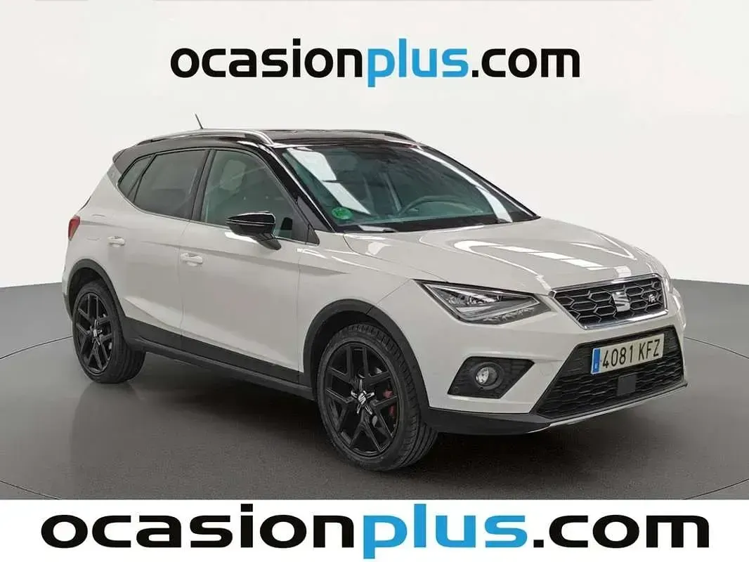 Usado Seat Arona Ecomotive 116 CV (85 kW) 2017 Blanco SUV