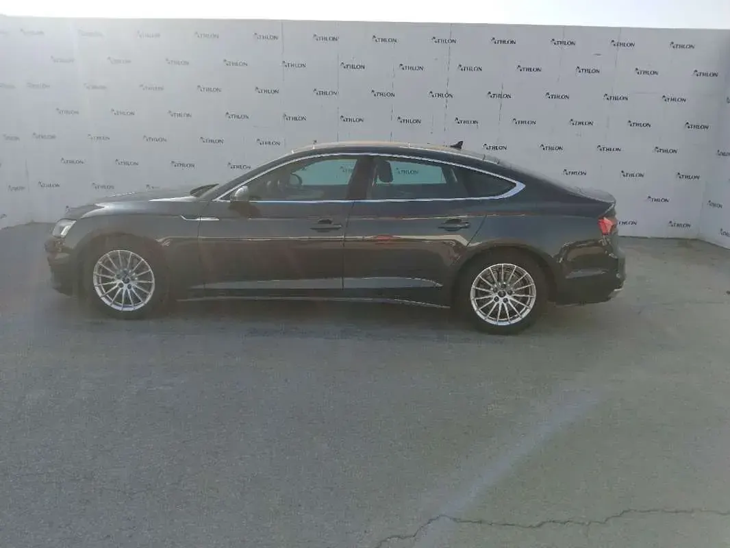 Usado Audi A5 Sportback S-Line 163 CV (119 kW) 2022 Gris Utilitario